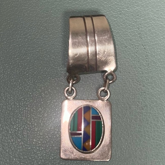 MANYGOATS Signed Native American Turquoise Inlay Necklace Pendant - Picture 5 of 10